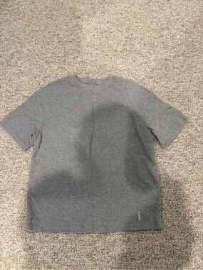 Comfrt Heather Gray Short-Sleeve Knit Tee